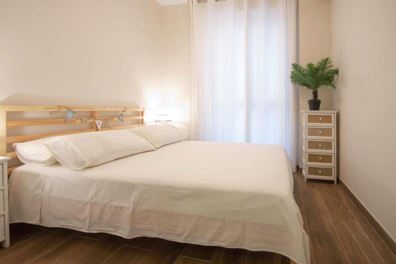 Apartamentos San Miguel 托雷莫利诺斯 外观 照片